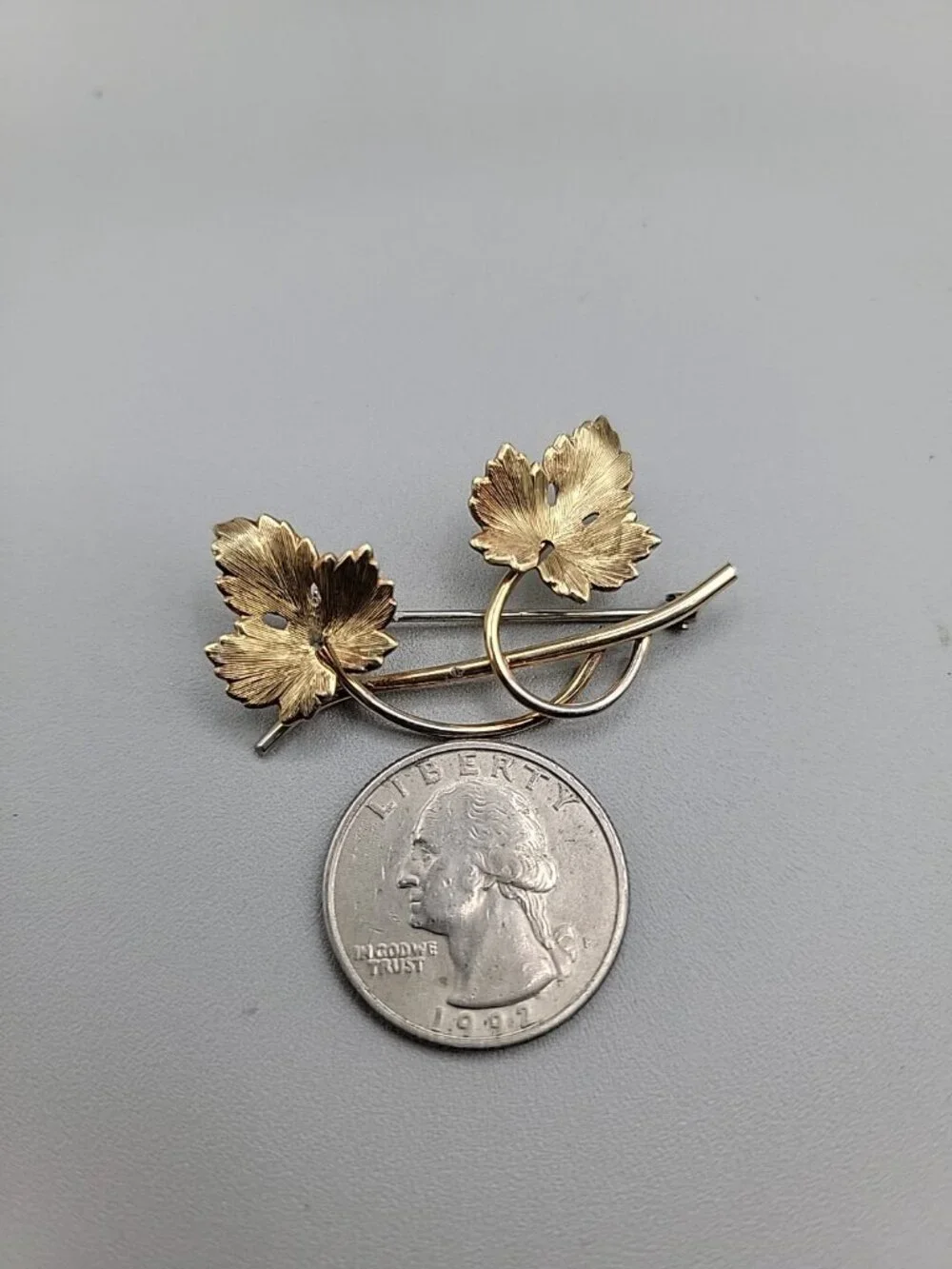 Vintage Signed Krementz 14K Gold Overlay Leaf Brooch Pin Mid Century Botanical